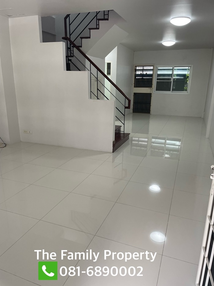 ให้เช่าทาวน์โฮม 4 ห้องนอน ซ.ราม180 ทำโฮมออฟฟิศ หรืออยู่อาศัย จดทะเบียนบริษัทได้ ซอยกว้าง น้ำไม่ท่วมค่ะ 